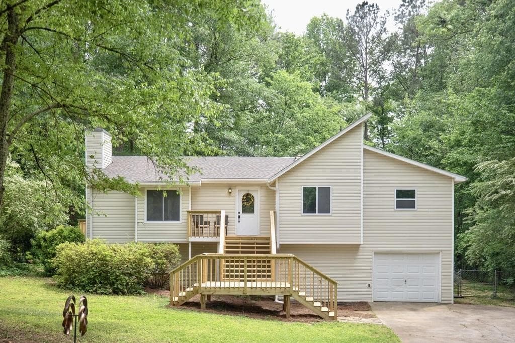 730 Starcrest Lane, Marietta, GA 30066 — most recent listing photo