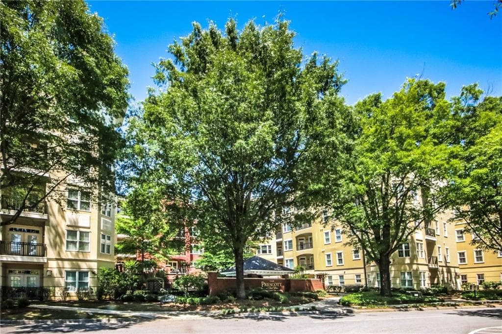2 bedroom, 3 bathroom, 1,219 sq ft condominium sold at 11 Perimeter Center 1315, Atlanta, GA 30346