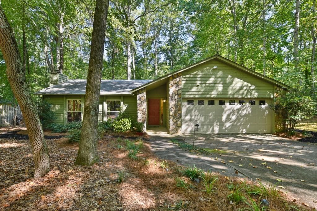 171 North Trace, Alpharetta, GA 30009 — most recent listing photo