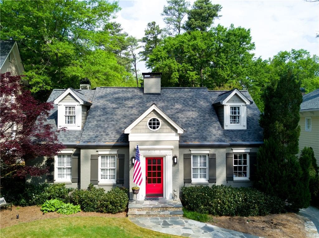 5 bedroom, 3 bathroom, 3,176 sq ft single family residence sold at 708 E Paces Ferry Road, Atlanta, GA 30305