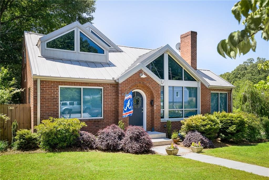4 bedroom, 4 bathroom, 2,700 sq ft single family residence sold at 1115 Portland Avenue, Atlanta, GA 30316