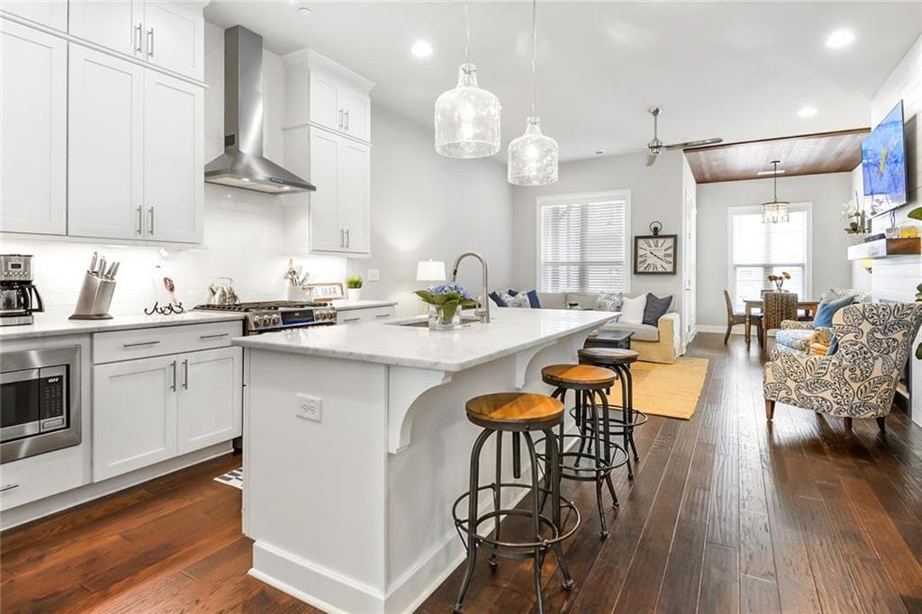 4336 Parkside Place, Sandy Springs, GA 30342 — most recent listing photo