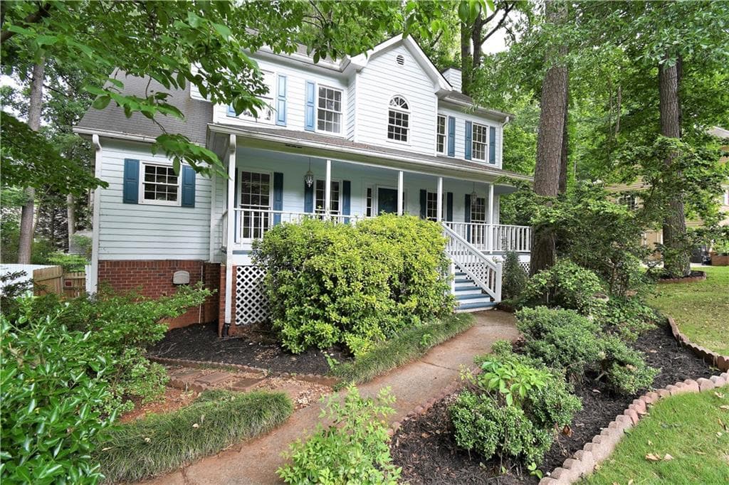 4 bedroom, 3 bathroom, 2,152 sq ft single family residence sold at 2407 Stockton Drive, Marietta, GA 30066