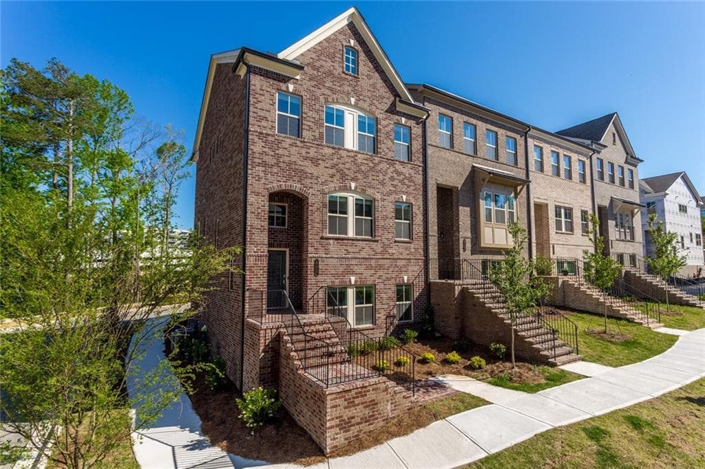 4 bedroom, 4 bathroom, 2,132 sq ft townhouse sold at 502 Via Secco Lane, Suwanee, GA 30024