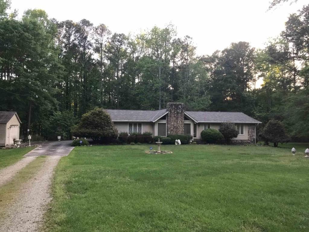 147 E Lake Drive, Newnan, GA 30265 — most recent listing photo