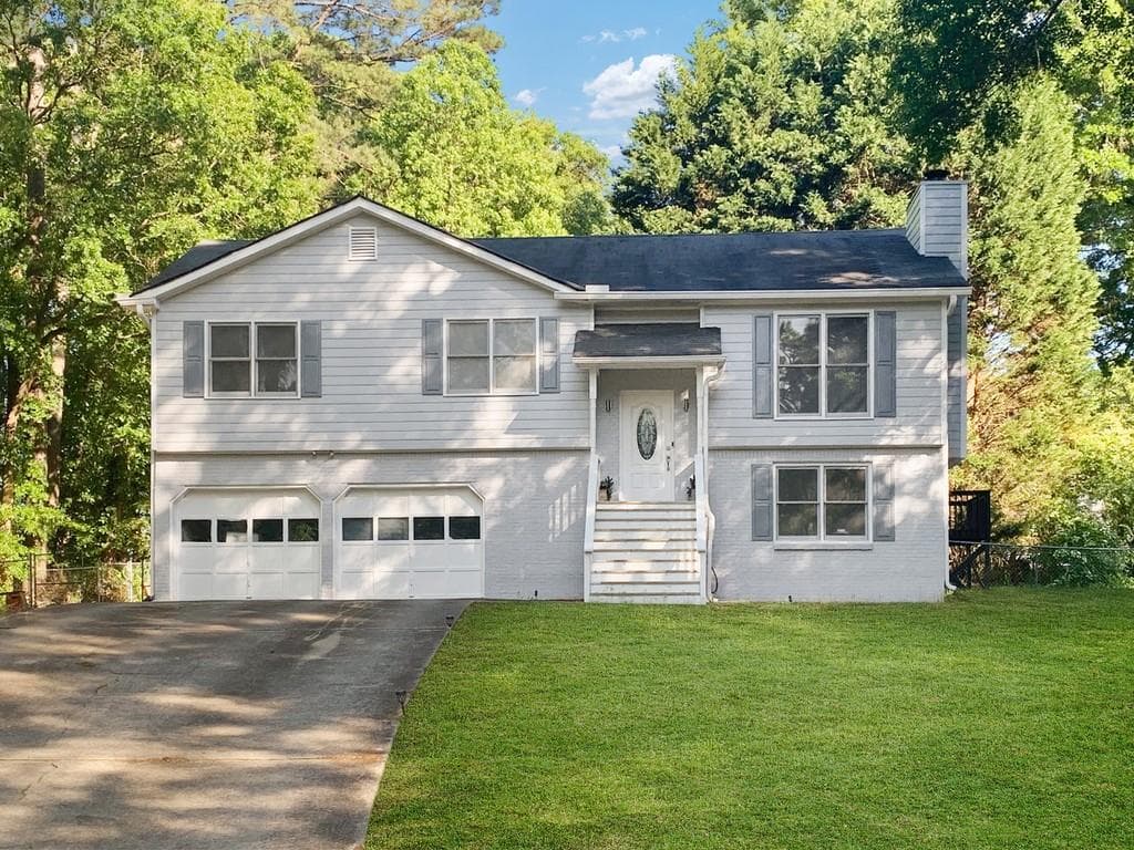 5 bedroom, 3 bathroom single family residence sold at 3058 MILL RUN Court, Duluth, GA 30097