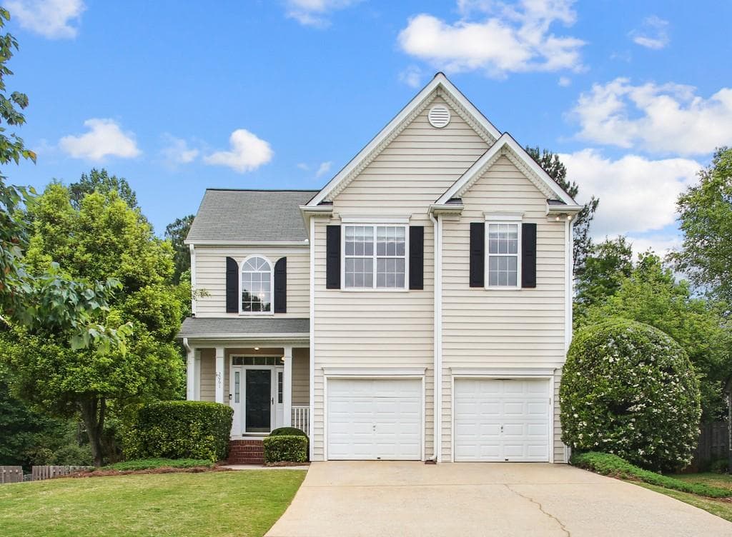 3 bedroom, 3 bathroom, 3,124 sq ft single family residence sold at 2061 Crestview Way, Woodstock, GA 30188