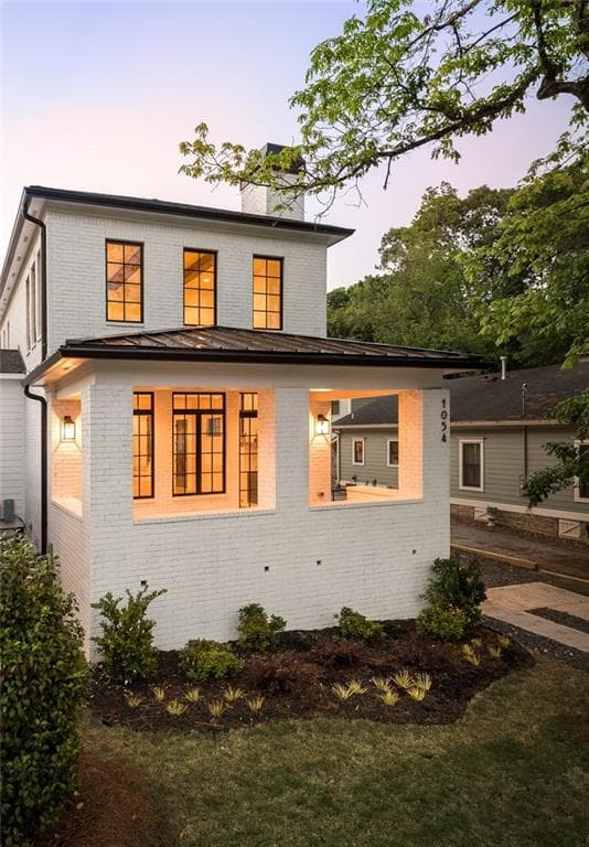 4 bedroom, 4 bathroom, 2,900 sq ft townhouse sold at 1054 Boulevard Drive, Atlanta, GA 30317