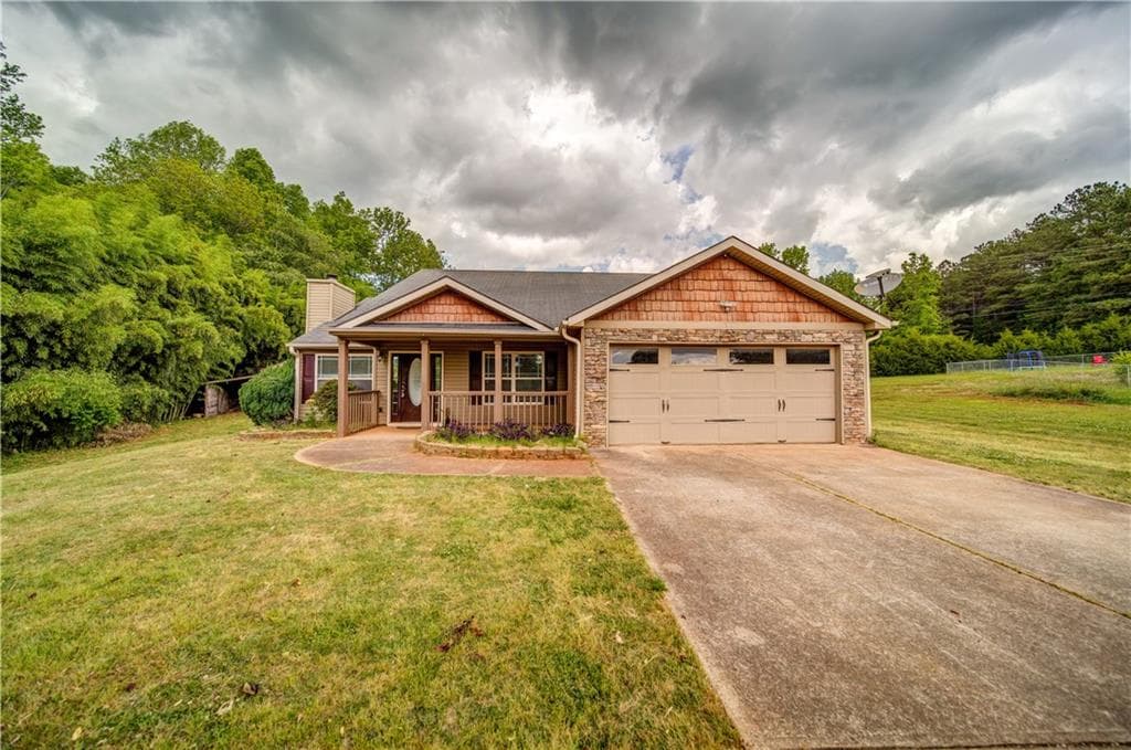 3 bedroom, 2 bathroom, 1,443 sq ft single family residence sold at 60 Adams Lane, Rockmart, GA 30153