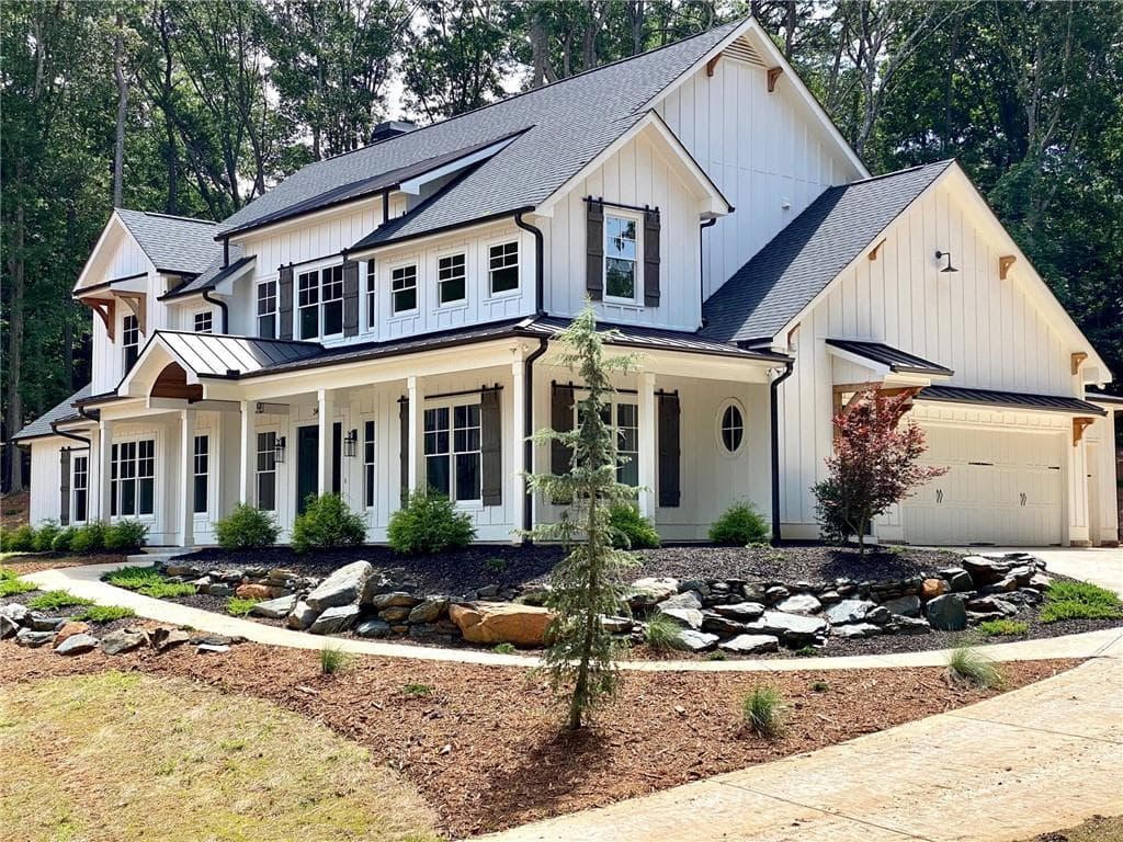 6 bedroom, 5 bathroom, 4,475 sq ft single family residence sold at 346 Old Jones Road, Alpharetta, GA 30004