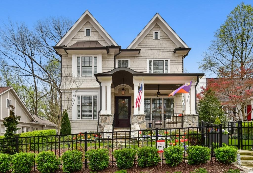 4 bedroom, 7 bathroom, 4,239 sq ft single family residence sold at 1217 Lanier Boulevard, Atlanta, GA 30306