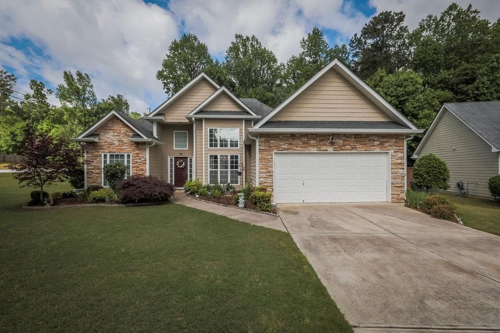 11 Vernon Chase, Hiram, GA 30141 — most recent listing photo