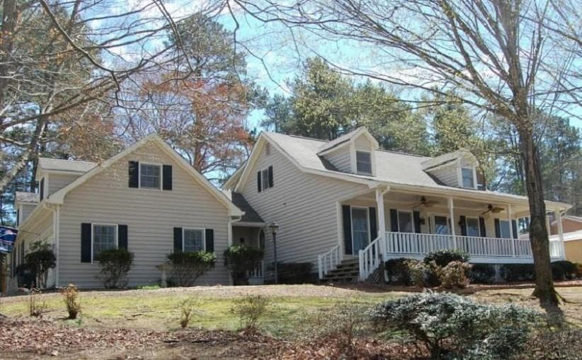 4 bedroom, 2 bathroom, 2,524 sq ft single family residence sold at 1870 Shoreline Trace, Grayson, GA 30017