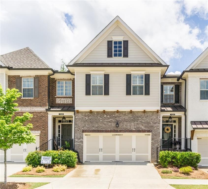 1024 Towneship Way, Roswell, GA 30075 — most recent listing photo