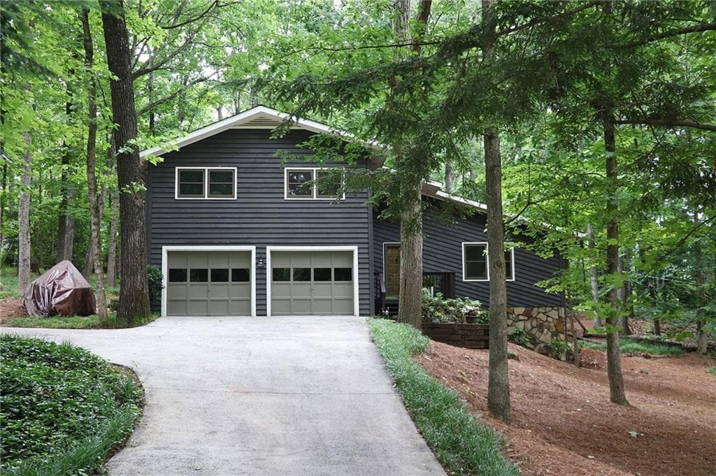 121 Holt Road, Marietta, GA 30068 — most recent listing photo