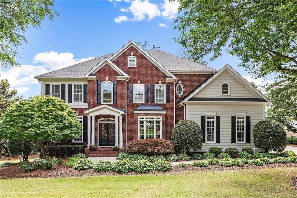 5 bedroom, 5 bathroom, 5,600 sq ft single family residence sold at 3090 Bellingrath Boulevard, Roswell, GA 30076