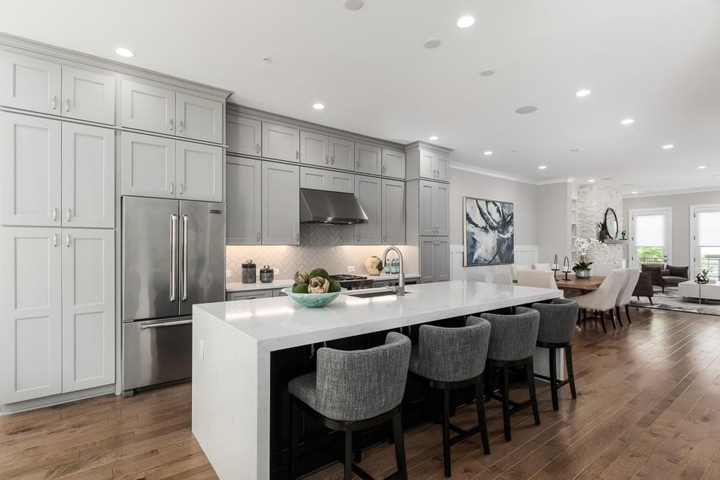110 Ridgely Court 23, Sandy Springs, GA 30342 — most recent listing photo