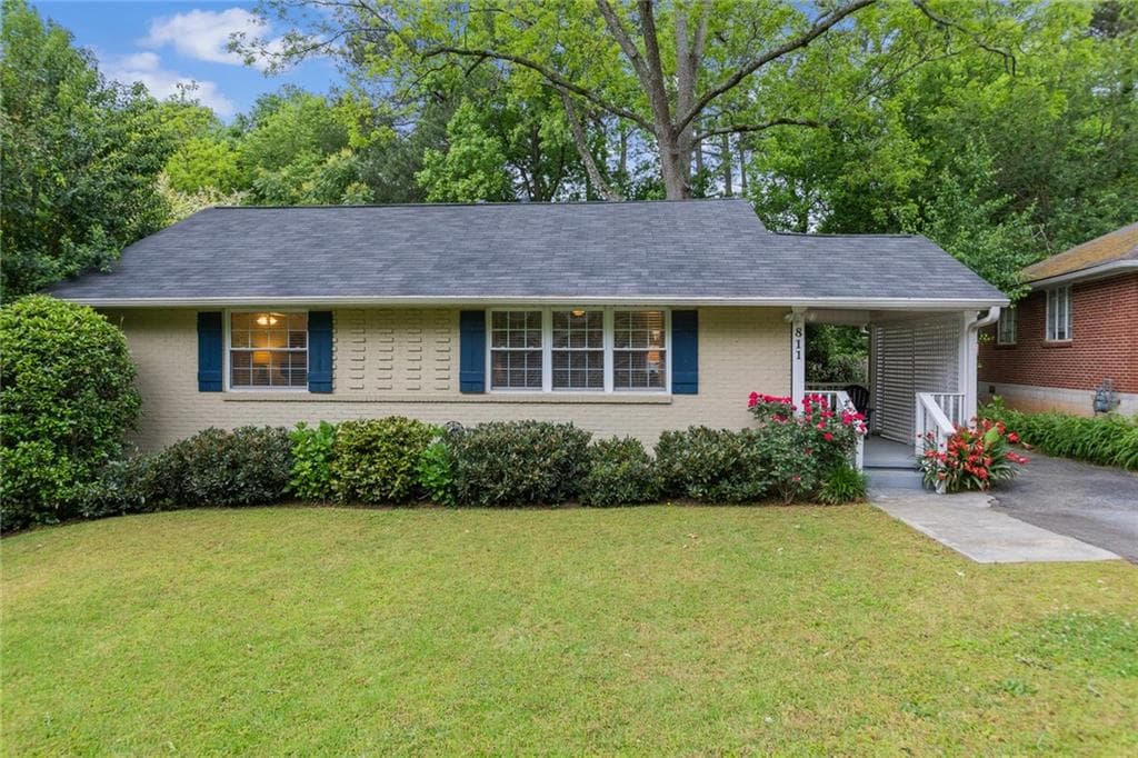 3 bedroom, 2 bathroom, 1,395 sq ft single family residence sold at 811 Wayland Court, Smyrna, GA 30080