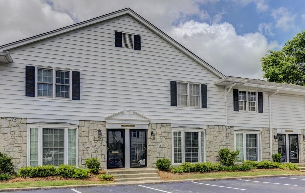 2 bedroom, 2 bathroom, 1,108 sq ft townhouse sold at 136 Peachtree Memorial Drive MA3, Atlanta, GA 30309