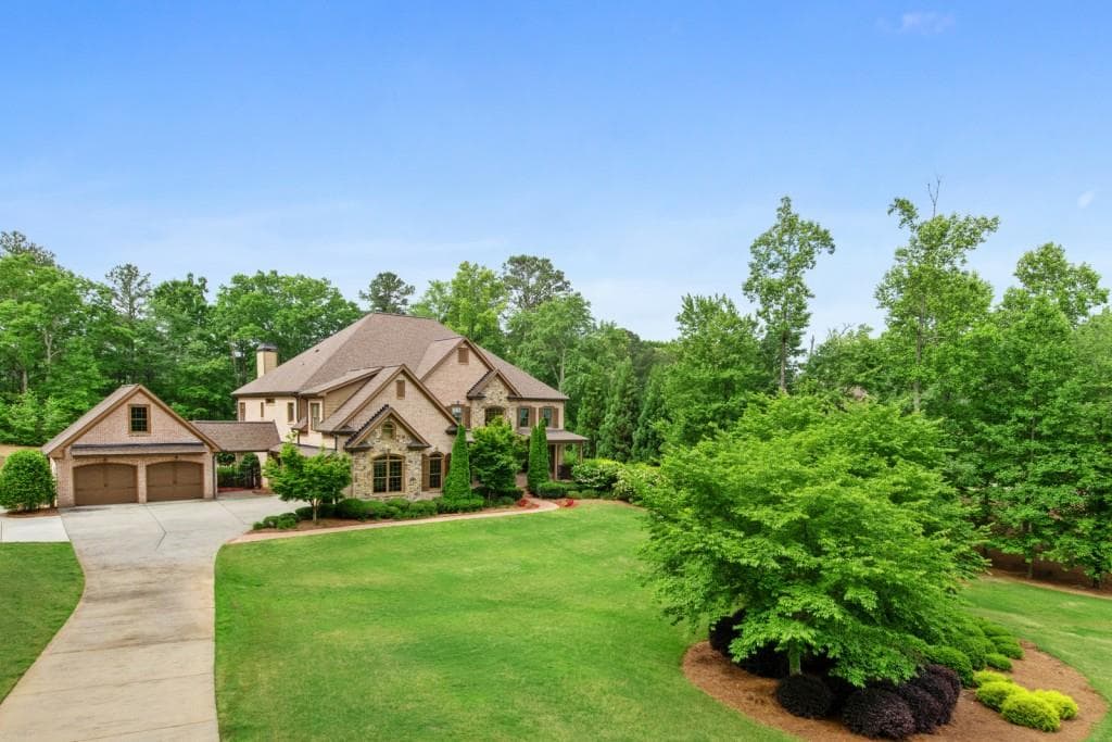 6 bedroom, 8 bathroom, 9,347 sq ft single family residence sold at 118 Townsend Pass, Alpharetta, GA 30004