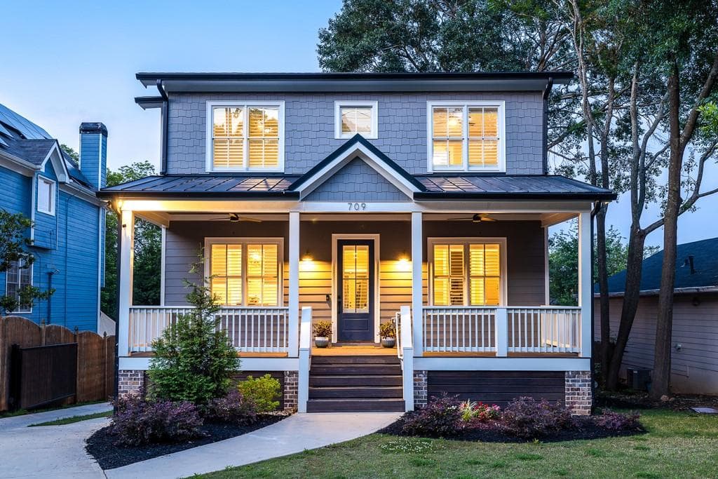 6 bedroom, 5 bathroom, 4,482 sq ft single family residence sold at 709 Sycamore Drive, Decatur, GA 30030