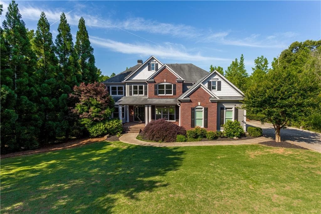 5 bedroom, 5 bathroom, 4,623 sq ft single family residence sold at 203 Glenrise Court, Woodstock, GA 30188