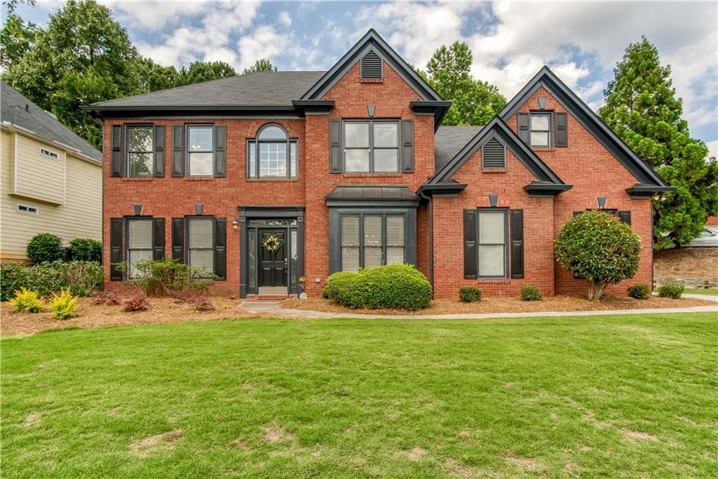 5 bedroom, 3 bathroom, 2,826 sq ft single family residence sold at 1585 Lake Heights Circle, Dacula, GA 30019