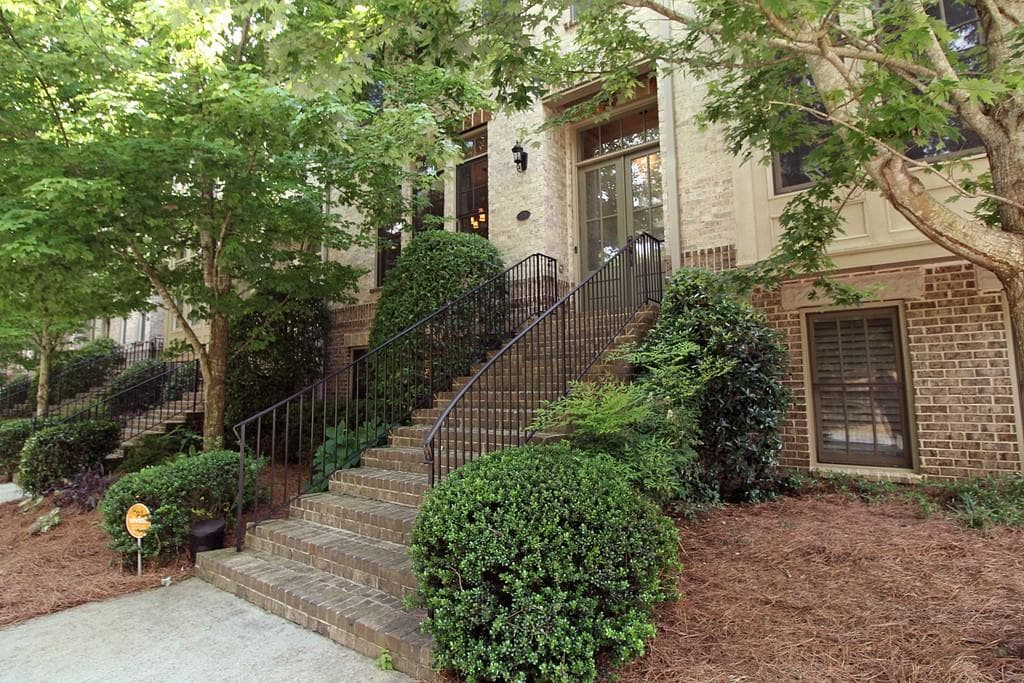 815 SE Park Manor Drive NA, Smyrna, GA 30082 — most recent listing photo
