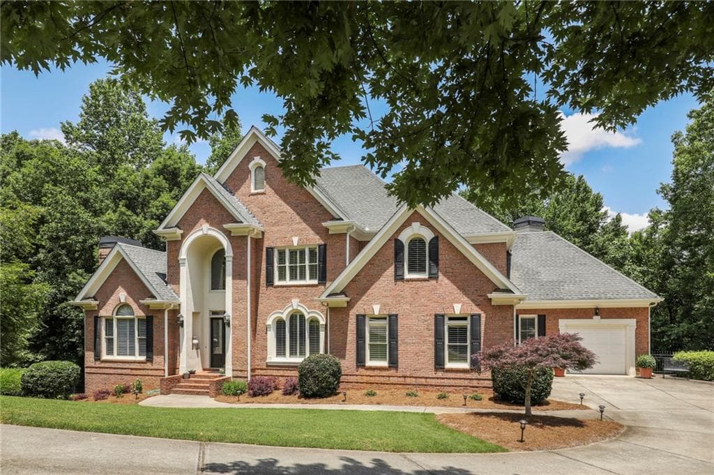 240 N Smead Court, Roswell, GA 30076 — most recent listing photo