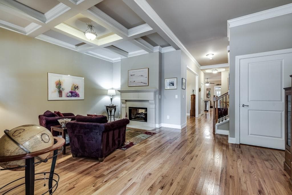 2727 Davis Oaks Place, Decatur, GA 30033 — most recent listing photo