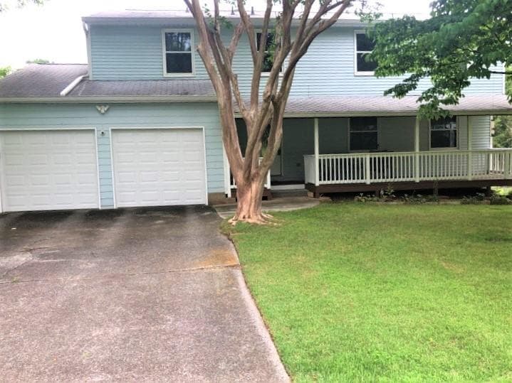 5 bedroom, 3 bathroom, 2,184 sq ft single family residence sold at 2540 Morgan Lake Drive, Marietta, GA 30066