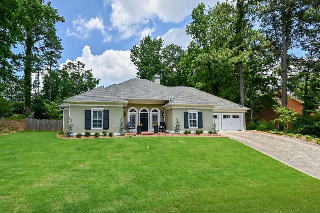 4 bedroom, 2 bathroom, 2,903 sq ft single family residence sold at 4017 Almond Court, Marietta, GA 30062