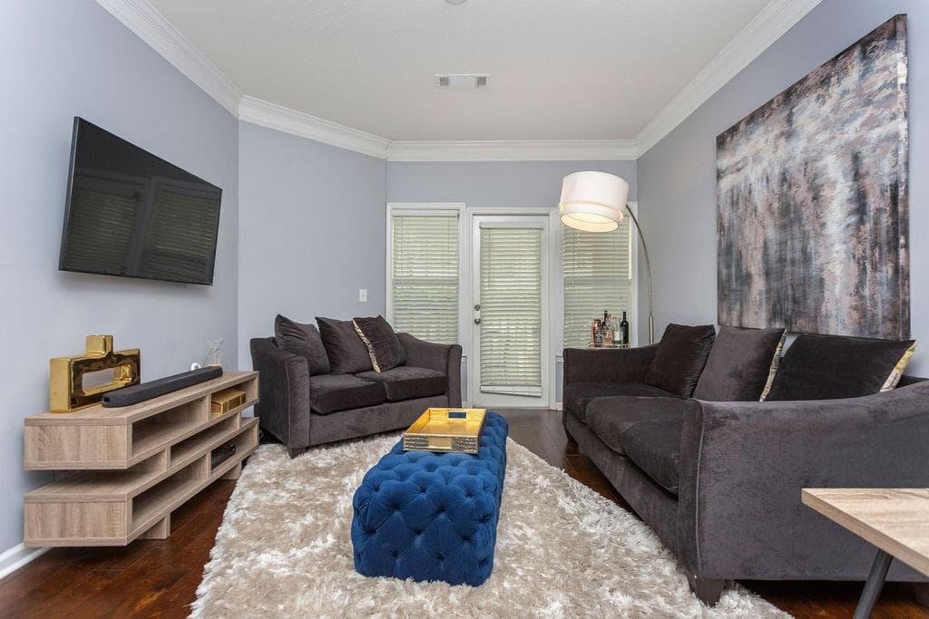 1 bedroom, 1 bathroom, 801 sq ft condominium sold at 1850 Cotillion Drive 4118, Atlanta, GA 30338