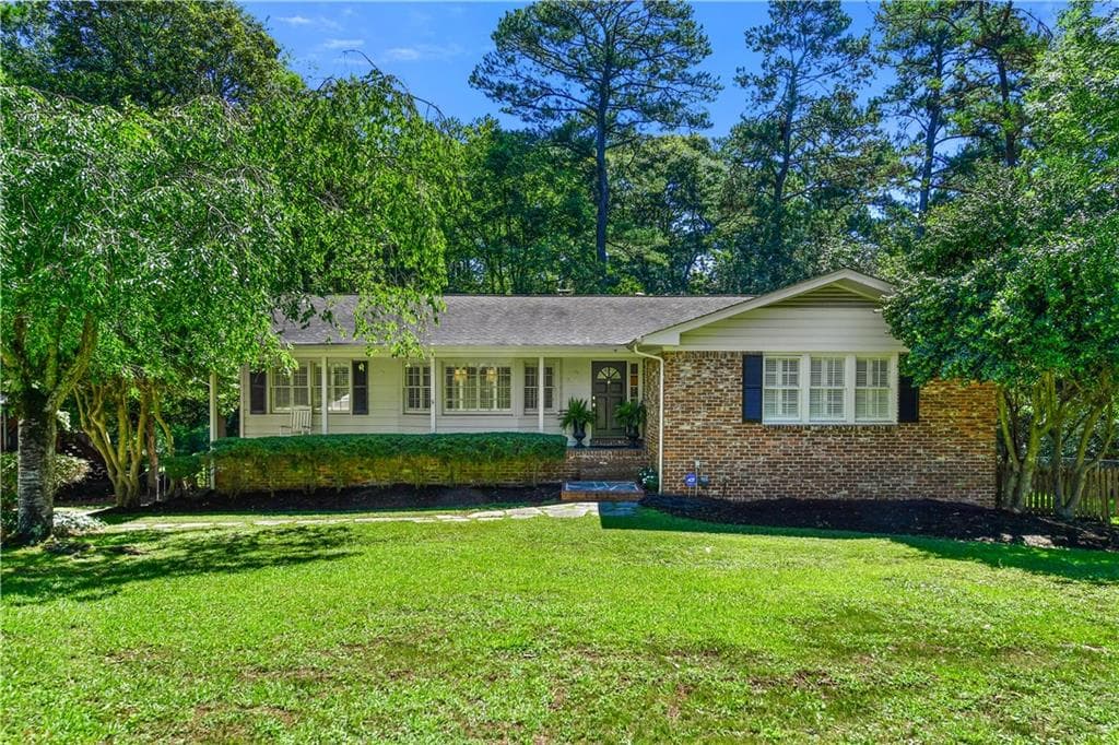 4 bedroom, 3 bathroom single family residence sold at 2475 Howell Mill Road, Atlanta, GA 30318
