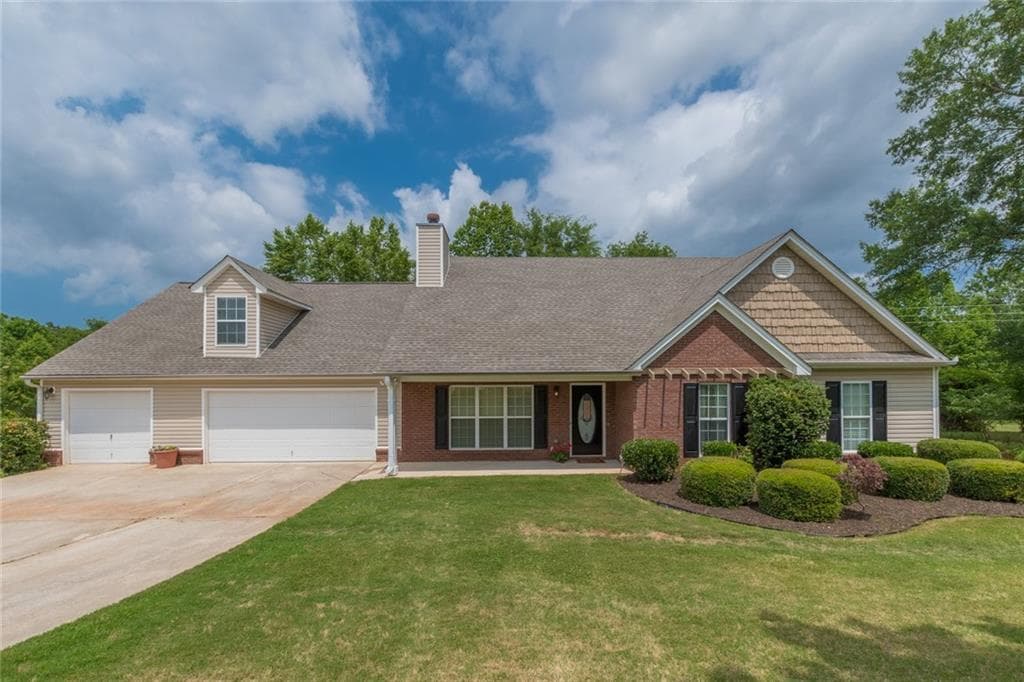 212 Stream Side Court, Winder, GA 30680 — most recent listing photo