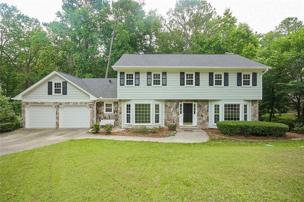 4 bedroom, 4 bathroom, 2,886 sq ft single family residence sold at 5085 Nesbit Ferry Lane, Atlanta, GA 30350