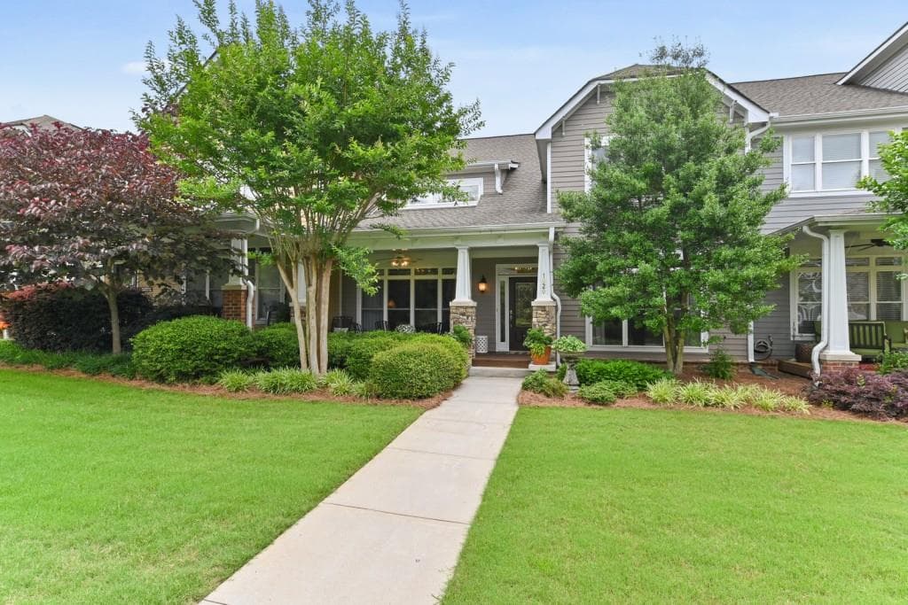 1020 Freedom Lane, Roswell, GA 30075 — most recent listing photo