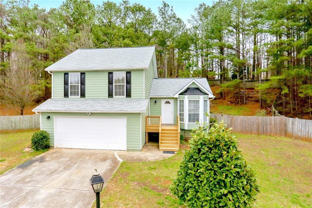 3 bedroom, 3 bathroom, 1,248 sq ft single family residence sold at 3110 Jorden Crest Court, Lawrenceville, GA 30044