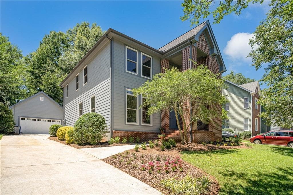 108 Kirk Crossing Drive, Decatur, GA 30030 — most recent listing photo