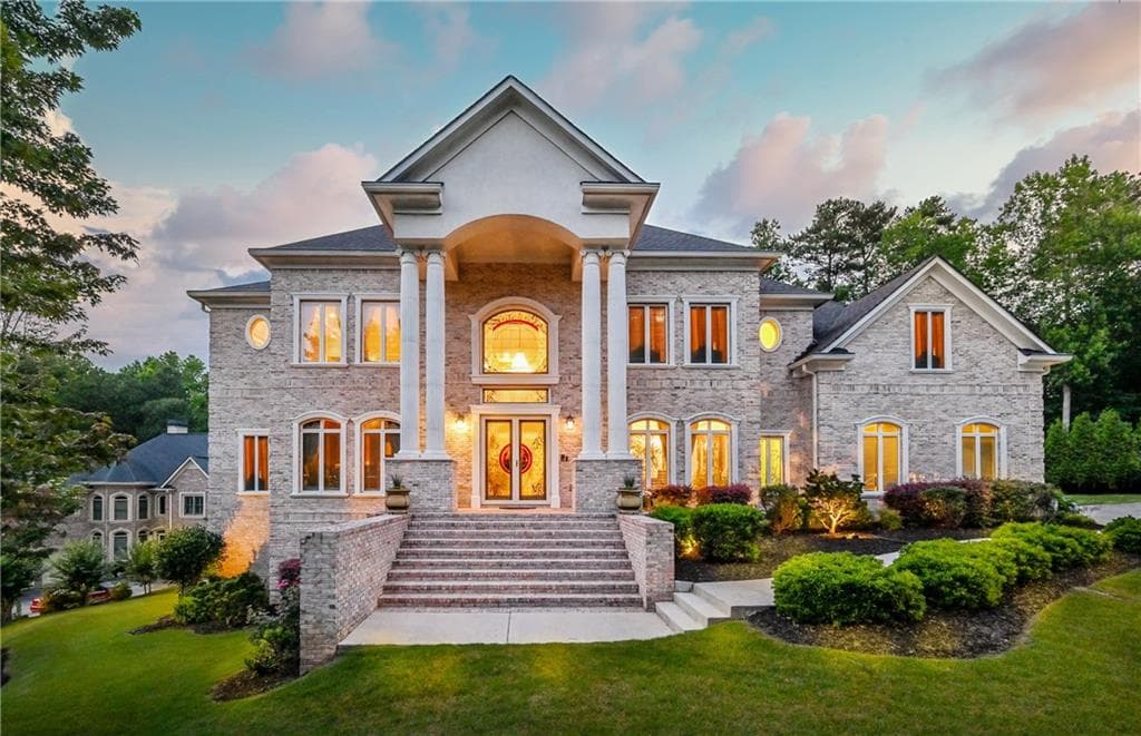 7 bedroom, 9 bathroom, 6,078 sq ft single family residence sold at 2701 Peyton Springs Circle, Atlanta, GA 30311