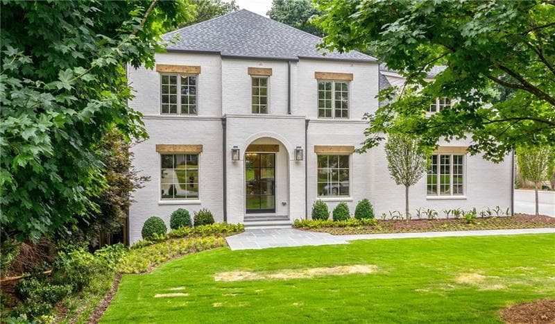5 bedroom, 6 bathroom, 4,736 sq ft single family residence sold at 515 Danube Road, Atlanta, GA 30342