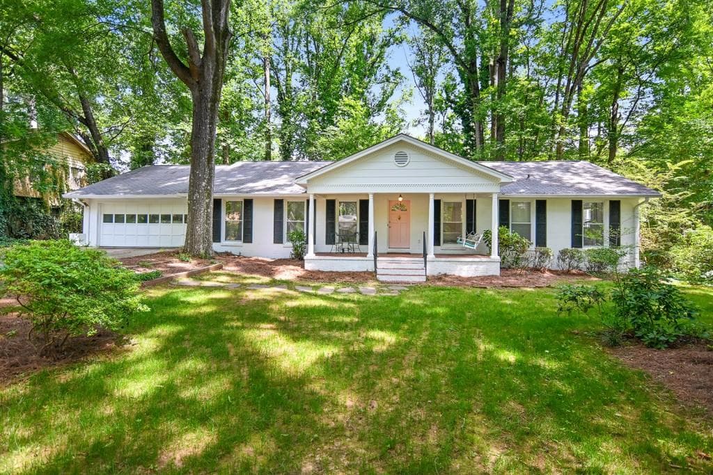 190 Alpine Drive, Roswell, GA 30075 — most recent listing photo