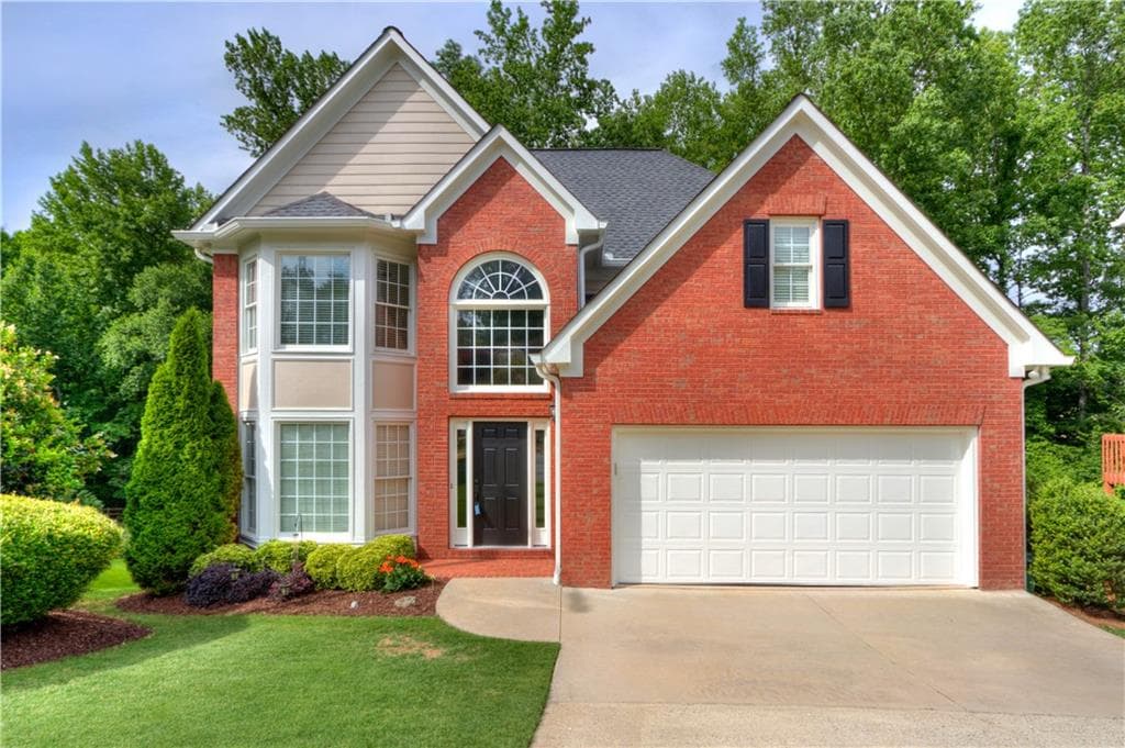 4 bedroom, 3 bathroom, 2,232 sq ft single family residence sold at 642 Overhill Drive, Woodstock, GA 30189