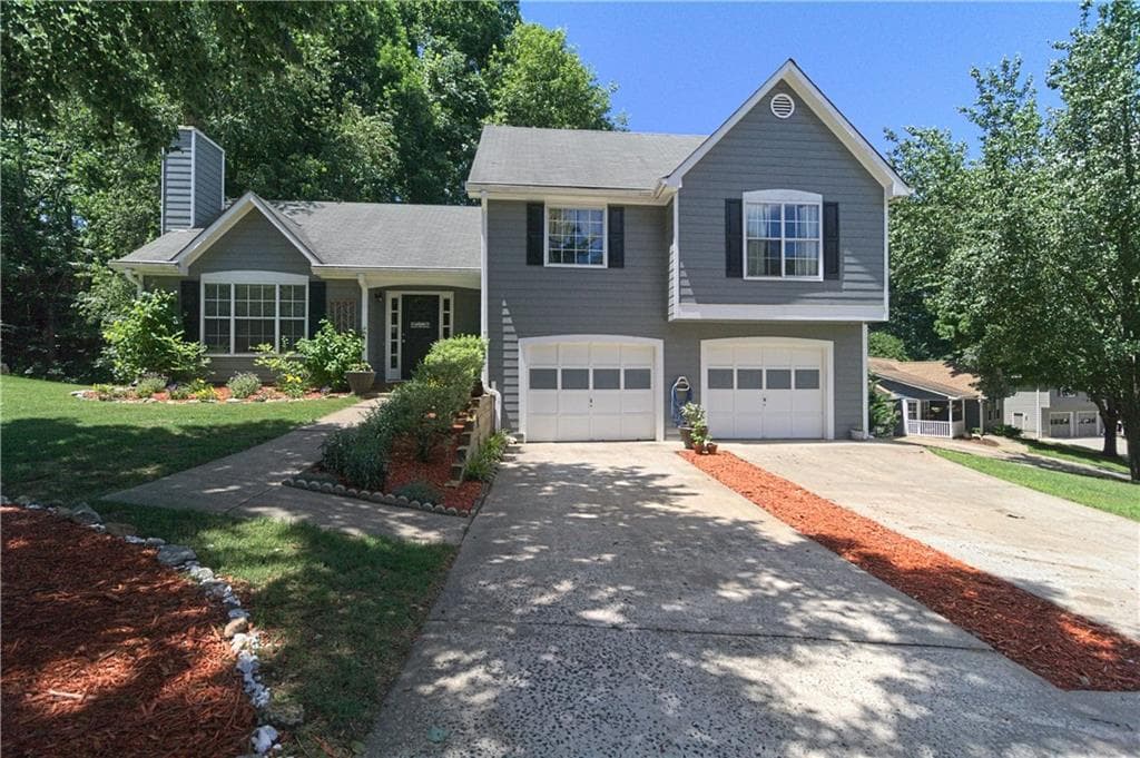 3 bedroom, 2 bathroom, 1,419 sq ft single family residence sold at 917 Rose Creek Trail, Woodstock, GA 30189
