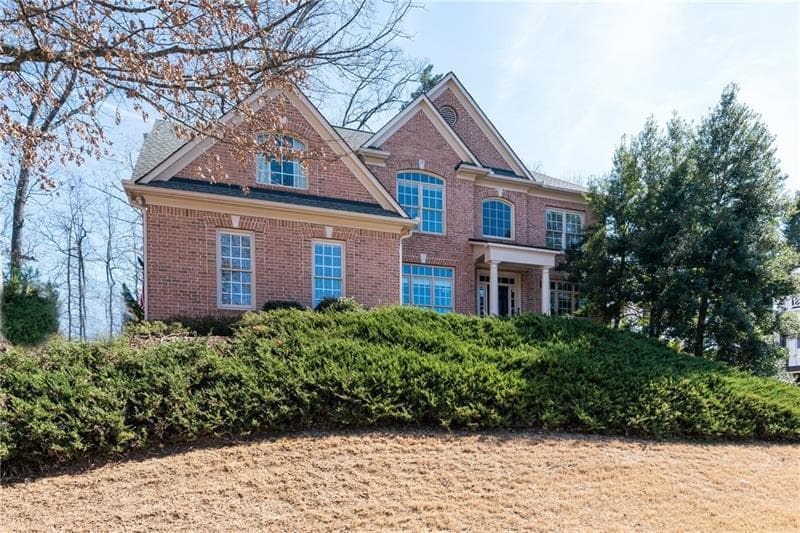 4 bedroom, 4 bathroom, 4,048 sq ft single family residence sold at 5135 Vinings Estates Way, Smyrna, GA 30126