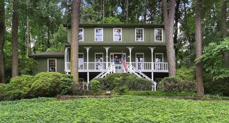 6 bedroom, 4 bathroom, 2,696 sq ft single family residence sold at 570 Bridgewater Drive, Sandy Springs, GA 30328