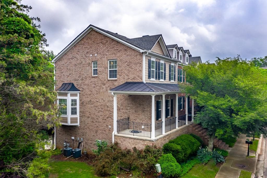 4310 Buford Valley Way, Buford, GA 30518 — most recent listing photo