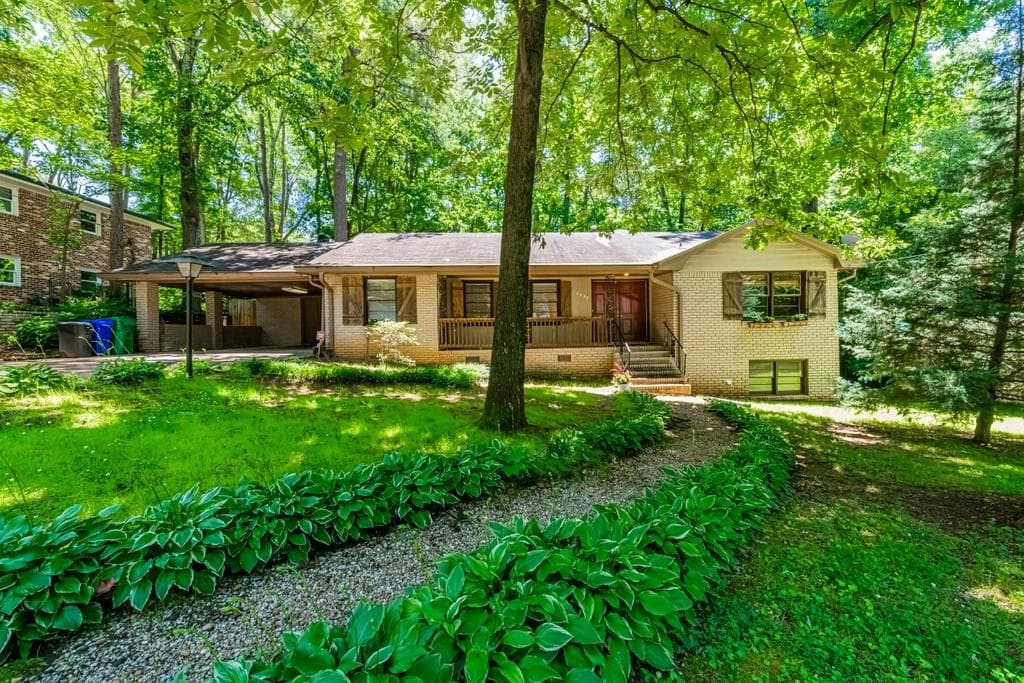 2737 Hawaii Court, Decatur, GA 30033 — most recent listing photo