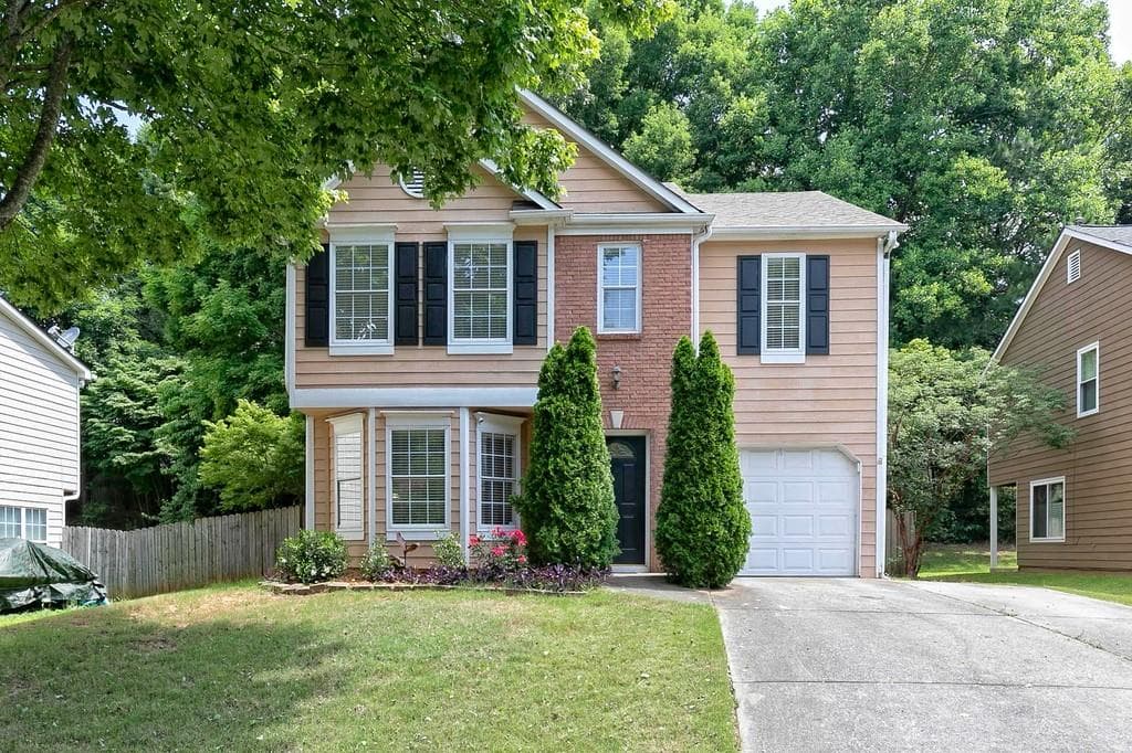 3 bedroom, 3 bathroom, 2,145 sq ft single family residence sold at 694 Coventry Township Lane, Marietta, GA 30062