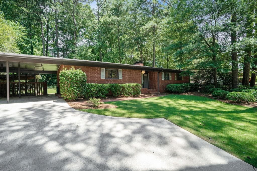 3 bedroom, 2 bathroom, 1,742 sq ft single family residence sold at 2152 Spring Creek Road, Decatur, GA 30033